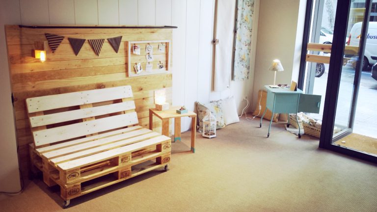 Muebles con Palets y Madera Natural para Tiendas: 5 ideas Low Cost