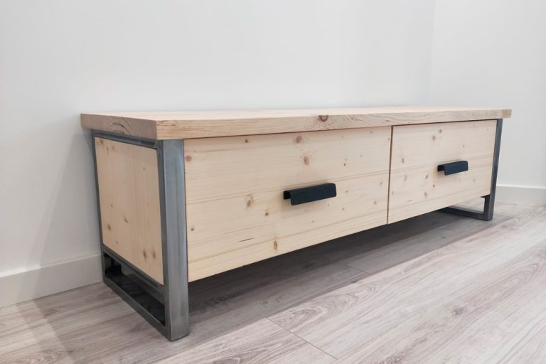 7 ventajas de elegir un mueble de madera natural a medida para tu hogar